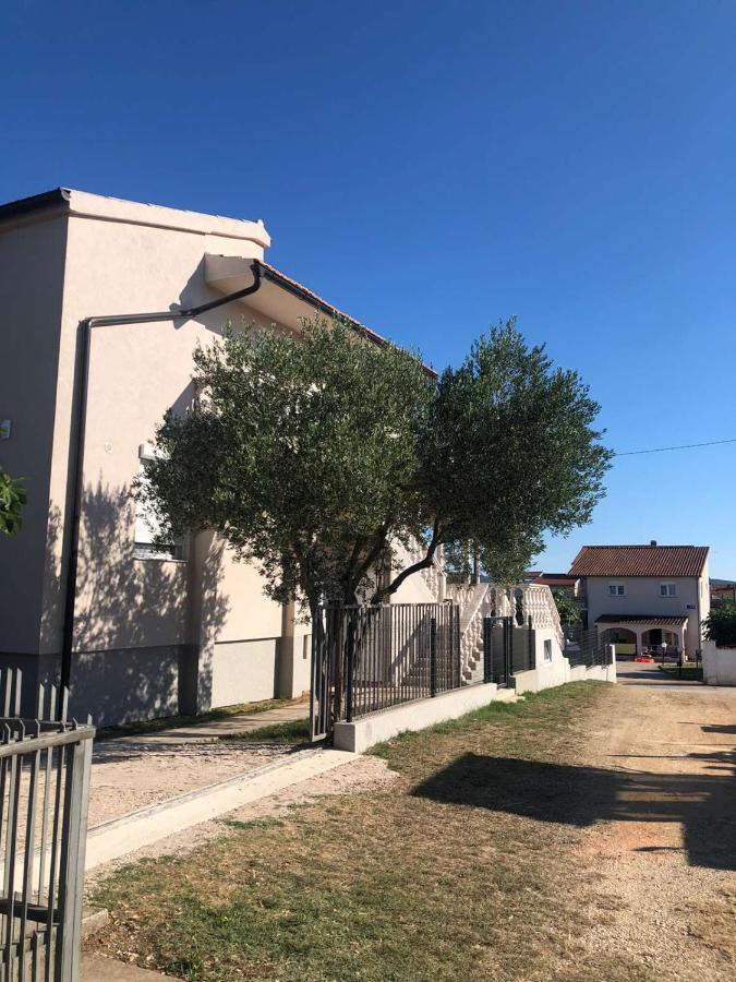 Apartman Lorna Turanj Exterior photo