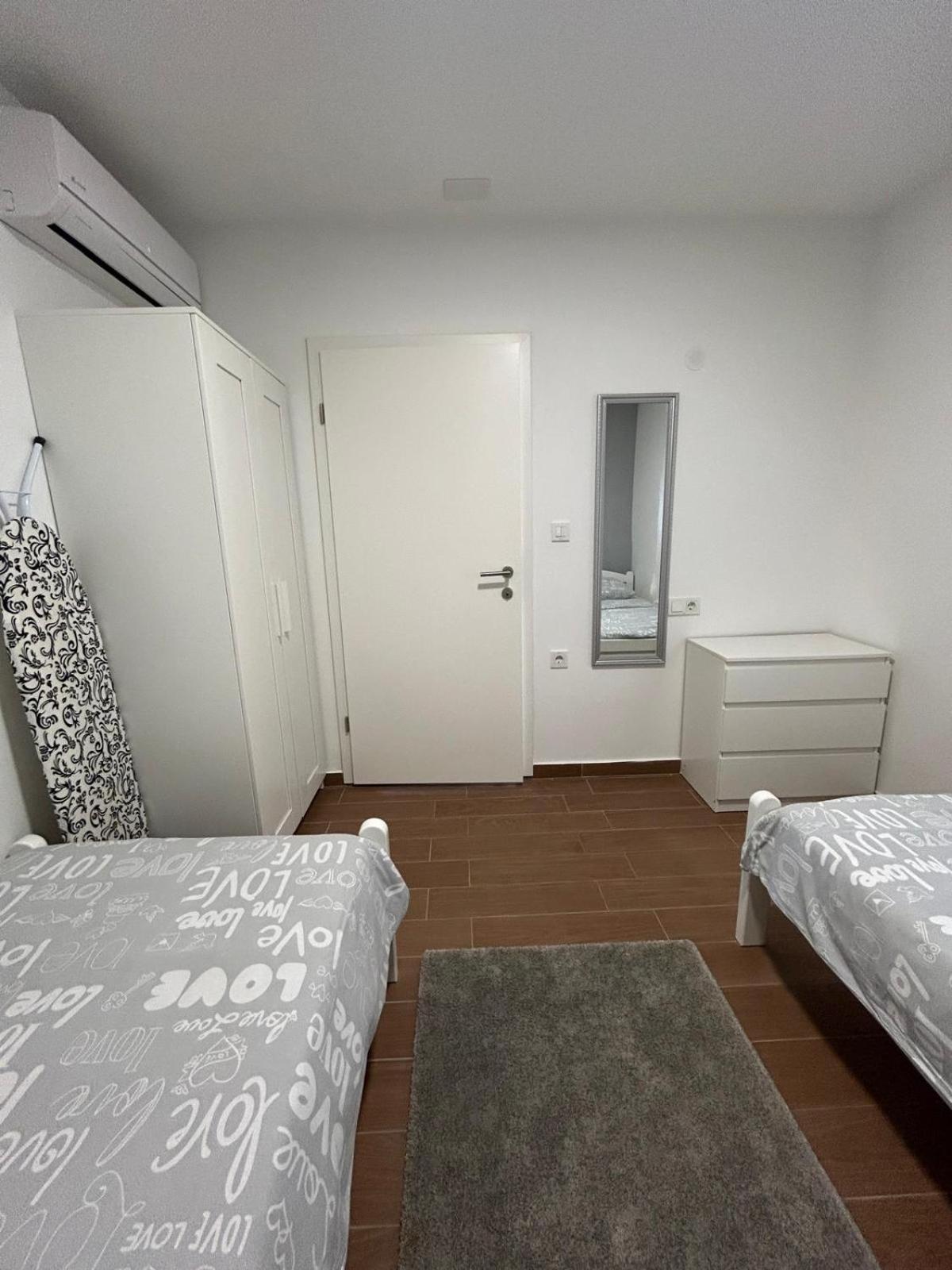 Apartman Lorna Turanj Exterior photo