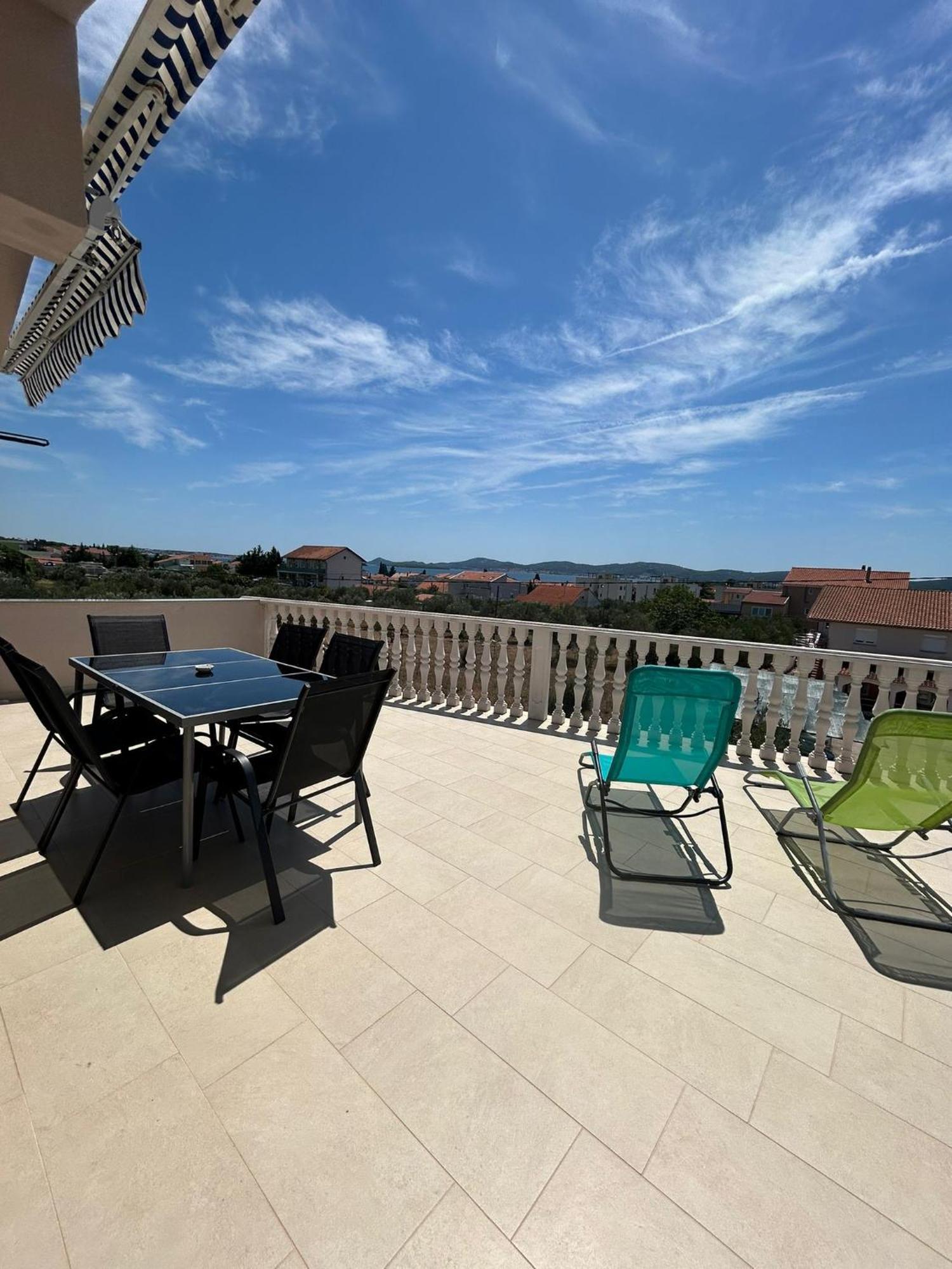 Apartman Lorna Turanj Exterior photo